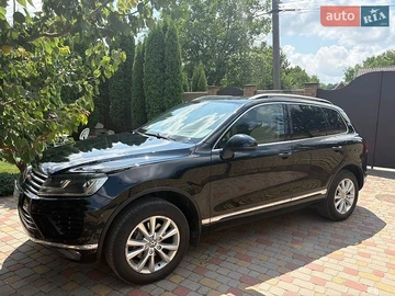 Авто Volkswagen Touareg 2016 № 8979484