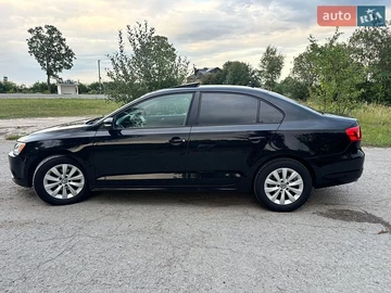 Авто Volkswagen Jetta 2012 № 8979509