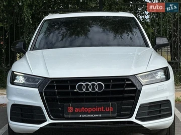 Авто Audi Q5 2020 № 8979643