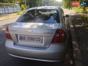 Авто Chevrolet Aveo 2011 № 8979716