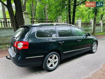 Авто Volkswagen Passat 2010 № 8979726