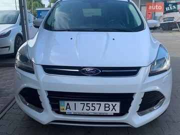 Авто Ford Kuga 2015 № 8979825