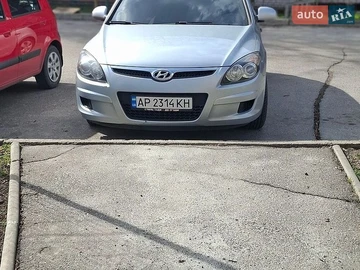 Авто Hyundai I30 2010 № 8980081