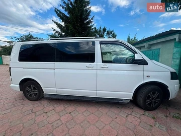 Авто Volkswagen Transporter 2012 № 8980201