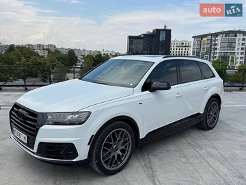Авто Audi Q7 2016 № 8980318