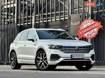 Авто Volkswagen Touareg 2023 № 8980388