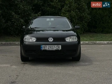 Авто Volkswagen Golf 2000 № 8980403