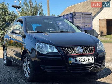 Авто Volkswagen Polo 2006 № 8980408