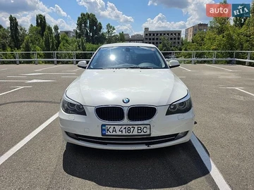 Авто BMW 5 Series 2010 № 8980607