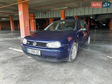 Авто Volkswagen Golf 1999 № 8981003