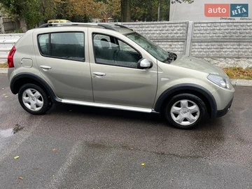 Авто Renault Sandero 2012 № 8981007