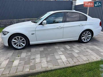 Авто BMW 3 Series 2010 № 8981185