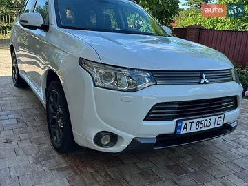 Авто Mitsubishi Outlander 2013 № 8981210