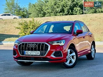 Авто Audi Q3 2020 № 8981324