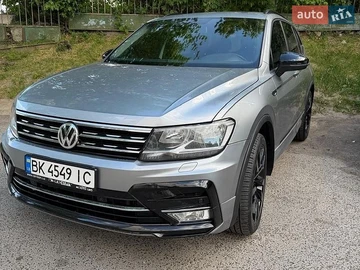 Авто Volkswagen Tiguan 2021 № 8981388