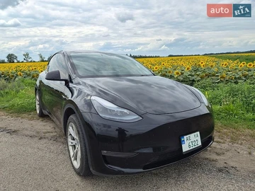 Авто Tesla Model 3 2023 № 8981391