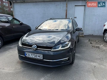 Авто Volkswagen Golf 2019 № 8982013
