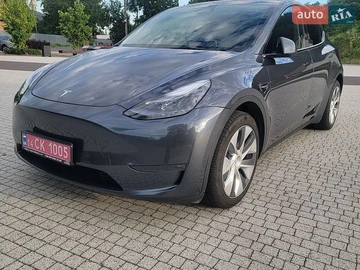 Авто Tesla Model Y 2023 № 8982103