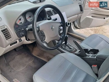 Авто Nissan Maxima 2002 № 8982181