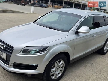 Авто Audi Q7 2006 № 8982262