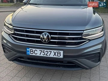 Авто Volkswagen Tiguan 2024 № 8982368