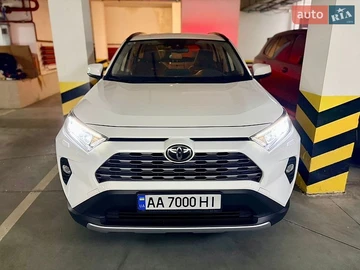 Авто Toyota Rav4 2020 № 8982571