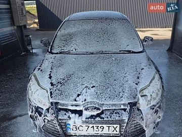 Авто Ford Focus 2013 № 8982631