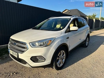Авто Ford Escape 2017 № 8982856