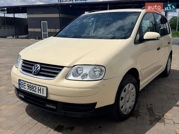 Авто Volkswagen Touran 2006 № 8983057