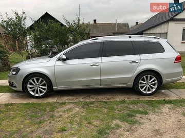 Авто Volkswagen Passat 2012 № 8983082