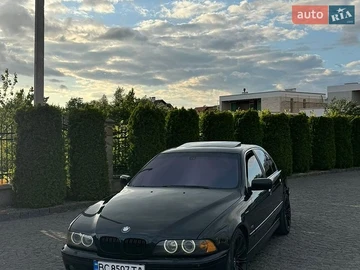 Авто BMW 5 Series 2002 № 8983339