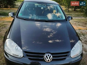 Авто Volkswagen Golf 2004 № 8983782