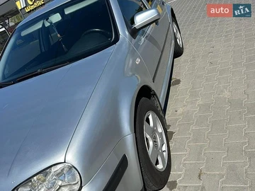 Авто Volkswagen Golf 2002 № 8983788