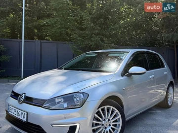 Авто Volkswagen E-Golf 2015 № 8983895