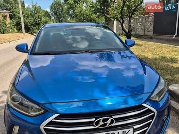 Авто Hyundai Elantra 2017 № 8983901