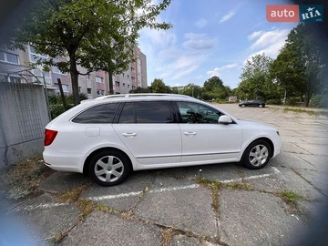 Авто Skoda Superb 2012 № 8983919