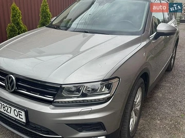 Авто Volkswagen Tiguan 2017 № 8984083