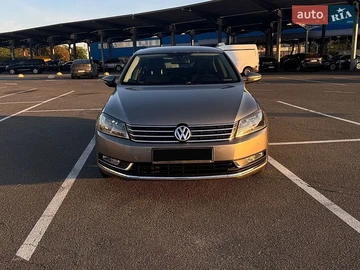 Авто Volkswagen Passat 2012 № 8984448
