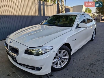 Авто BMW 5 Series 2011 № 8984539