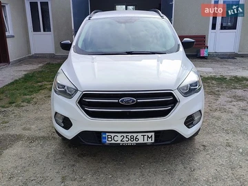 Авто Ford Escape 2019 № 8984549