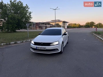 Авто Volkswagen Jetta 2016 № 8984551