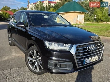 Авто Audi Q7 2015 № 8984793