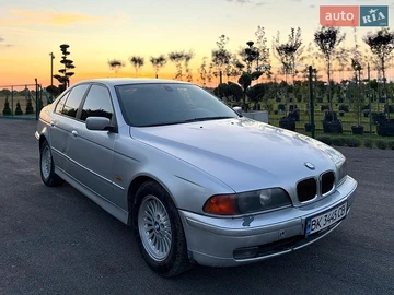 Авто BMW 5 Series 1999 № 8984955