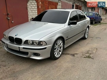 Авто BMW 5 Series 2000 № 8985016