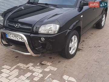 Авто Hyundai Tucson 2006 № 8985095