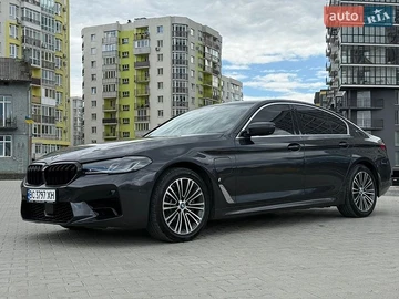 Авто BMW 5 Series 2018 № 8985528