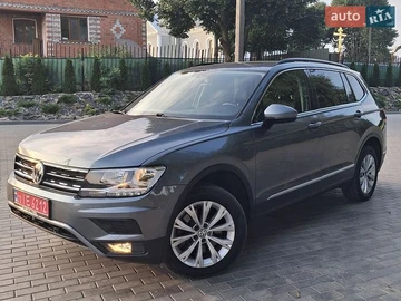 Авто Volkswagen Tiguan 2017 № 8985665