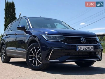 Авто Volkswagen Tiguan 2021 № 8985759