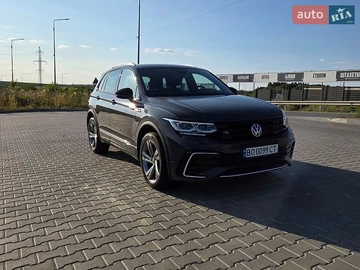 Авто Volkswagen Tiguan 2021 № 8985941