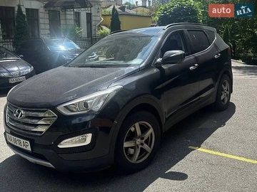 Авто Hyundai Santa Fe 2013 № 8986636